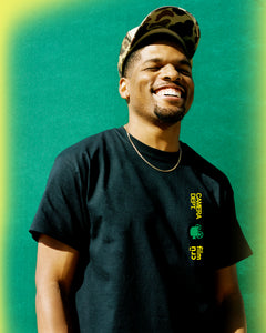 MODEL IS 6'1 WEARING A LRG
